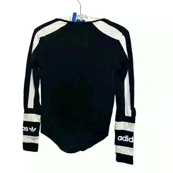 Adidas Three Stripes Logo Streetwear Women’s Long Sleeve, size XS - Picture 3 of 4